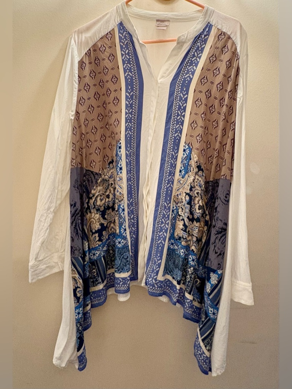 Chicos Button Front Shark Bite Asymmetrical Blouse Top Blue White 3 16 18 1XL